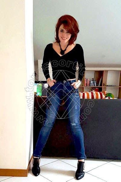 Escort Peschiera Borromeo, ricerca annunci di donna cerca。